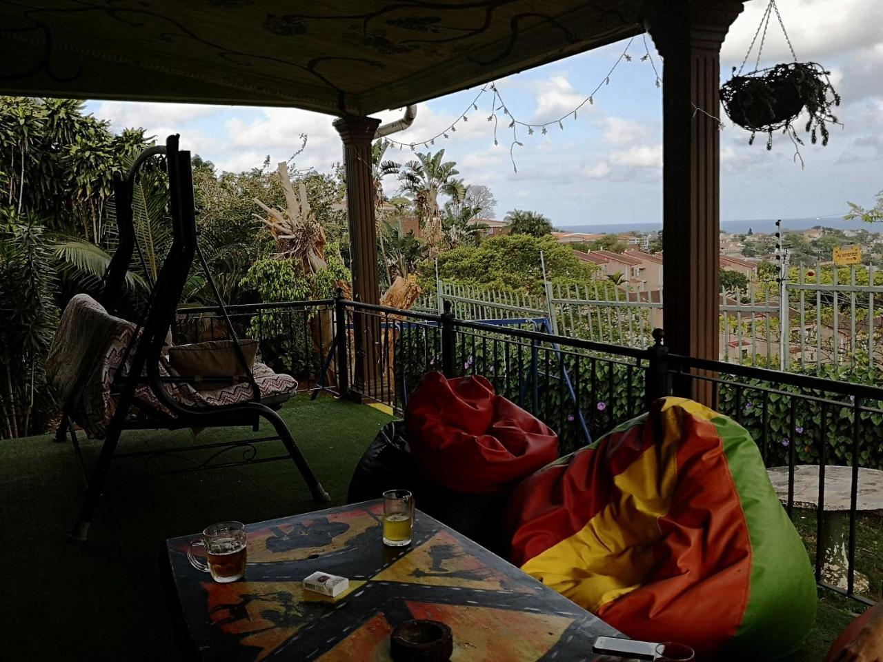 Khululekani - Durban Rasta Hide Out Backpackers Екстер'єр фото