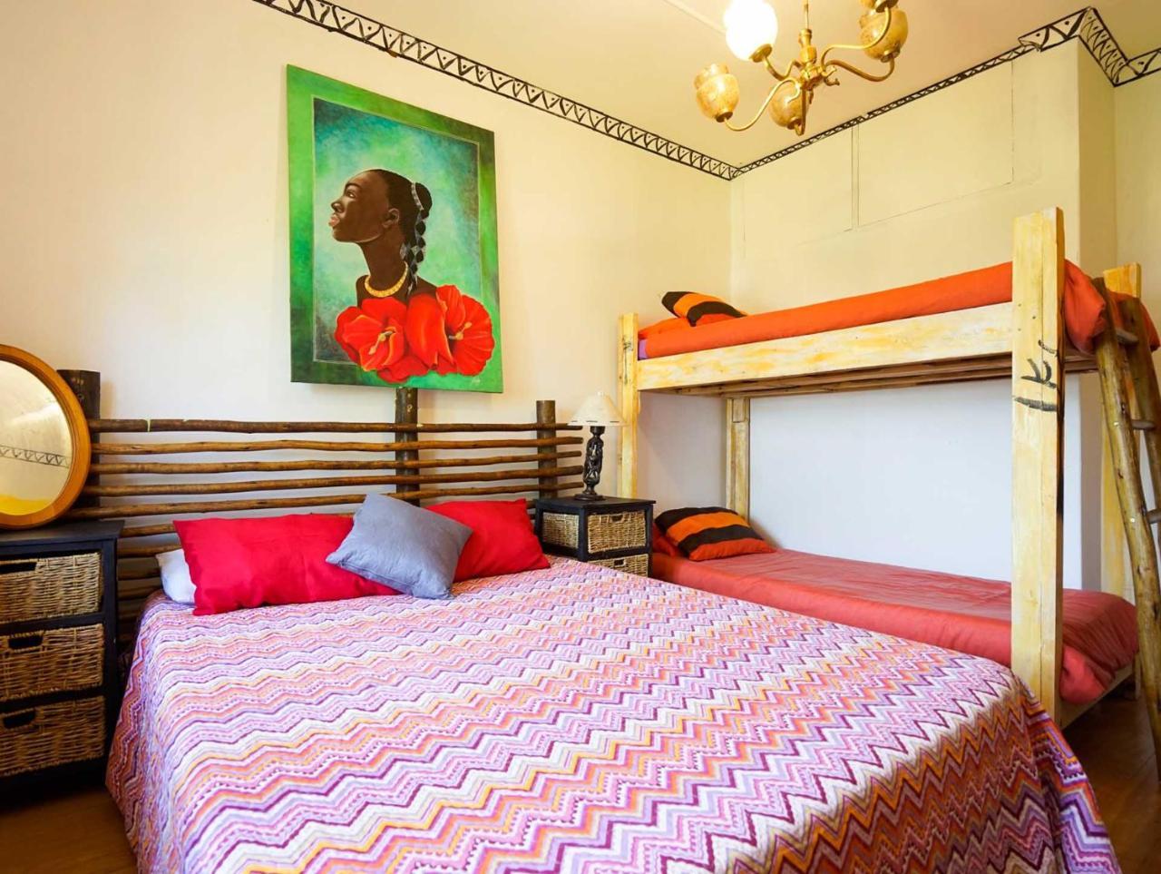 Khululekani - Durban Rasta Hide Out Backpackers Екстер'єр фото